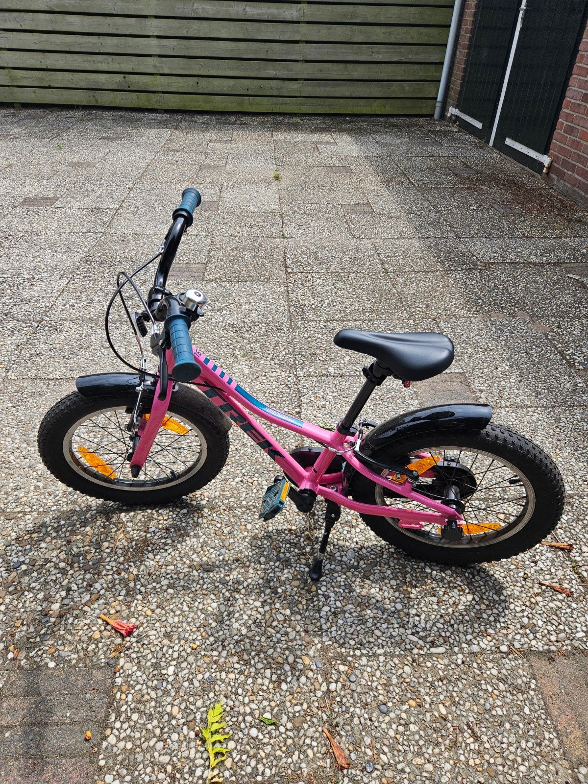 Trek Precaliber 16inch Mountainbike, Fietsen en Brommers, Fietsen | Kinderfietsjes, Ophalen, Zijwieltjes, 16 tot 20 inch, Velgrem