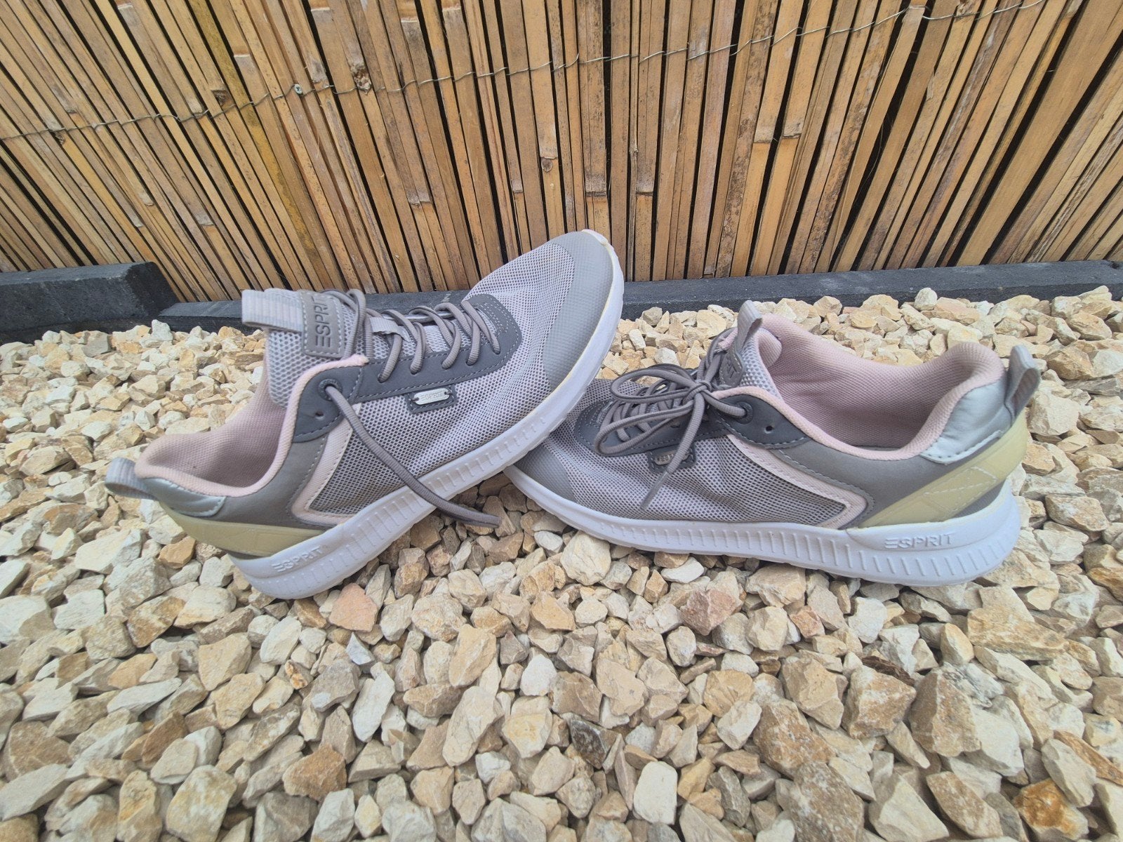 Esprit sneakers maat 40, Ophalen of Verzenden, Sneakers of Gympen, Grijs, Gedragen