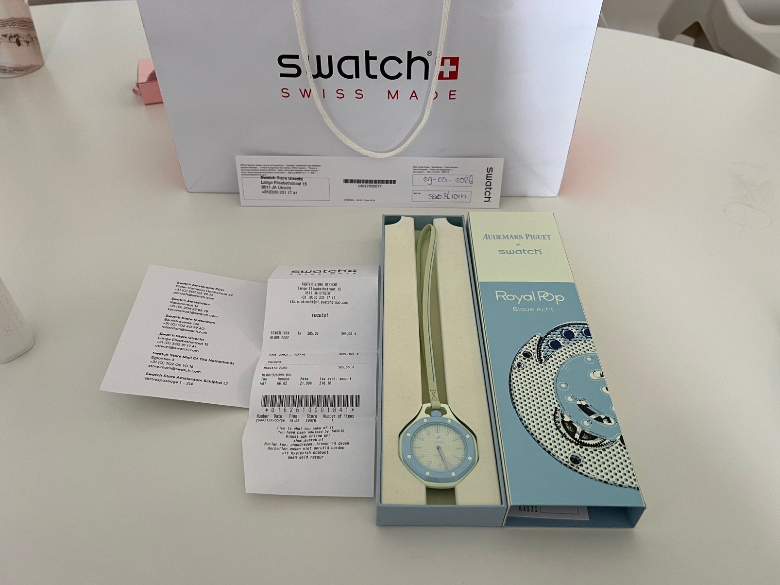 AP x Swatch Royal Pop Blaue Acht, Ophalen of Verzenden, Nieuw