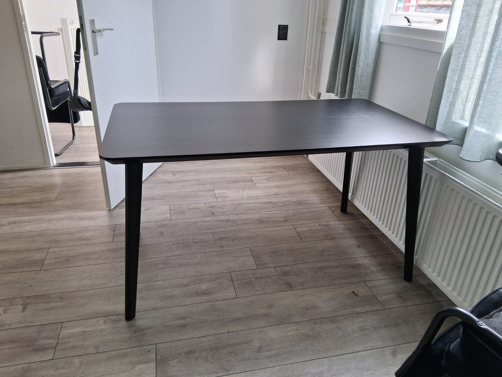 Zwarte eetkamer tafel., Ophalen, 100 tot 150 cm, 50 tot 100 cm, Zo goed als nieuw