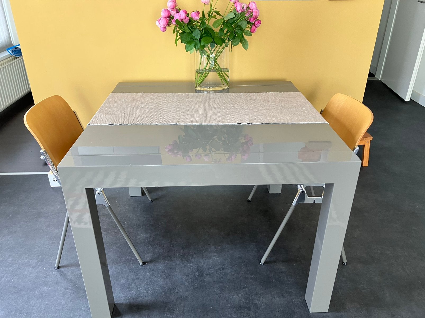 Bramante eettafel uitschuifbaar, Ophalen, Vierkant, Zo goed als nieuw, Vijf personen of meer