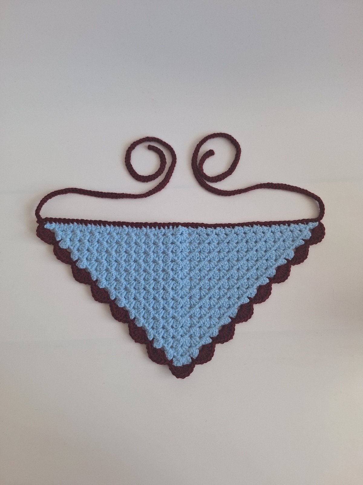 Gehaakte bandana lichtblauw en wijnrood, Ophalen of Verzenden, Nieuw, One size fits all