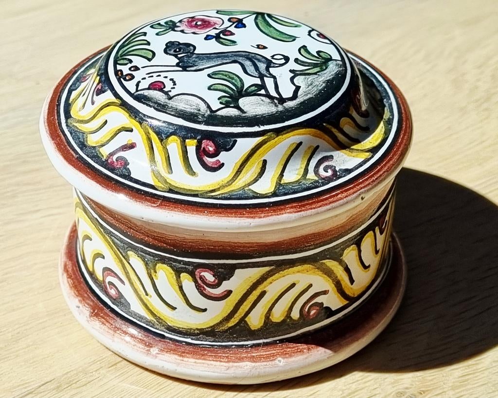 Berardos Portugees Aardewerk, bakje met deksel - Van Gelder, Ophalen of Verzenden