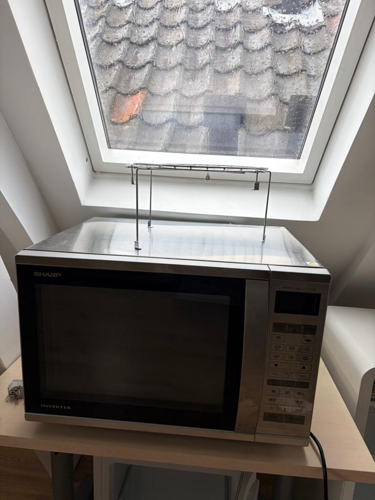 Sharp R 971 stw combimagnetron, Ophalen, Minder dan 45 cm, Gebruikt, Combi-oven