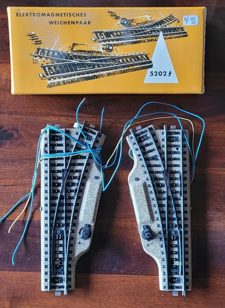 Marklin elec.wissel 5202, Hobby en Vrije tijd, Modeltreinen | H0, Wisselstroom, Rails, Ophalen of Verzenden, Zo goed als nieuw