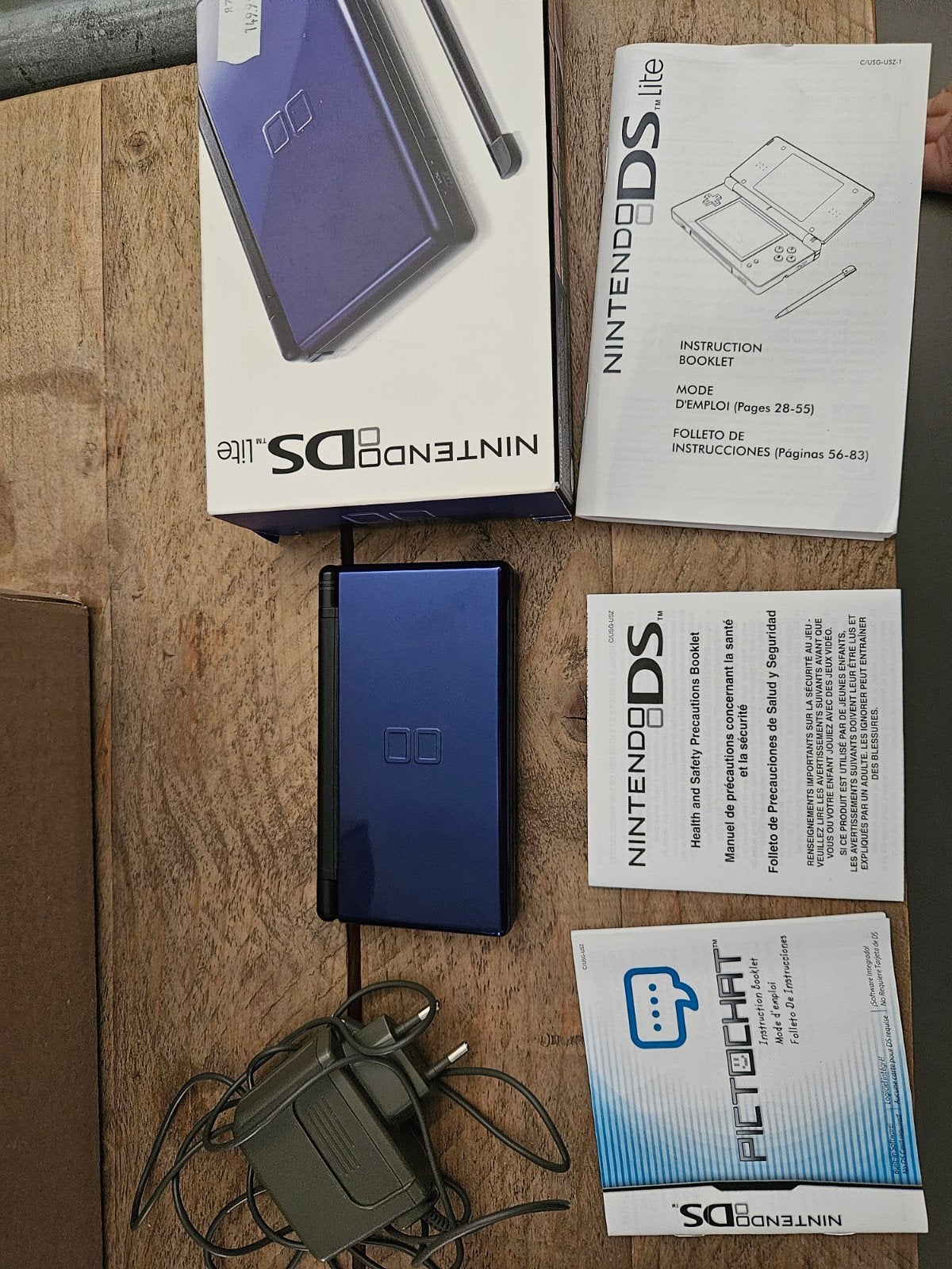 Nintendo DS Lite met doos en hoesje, Spelcomputers en Games, Spelcomputers | Nintendo DS, Ophalen, Gebruikt, Blauw, Met beschermhoes of tas