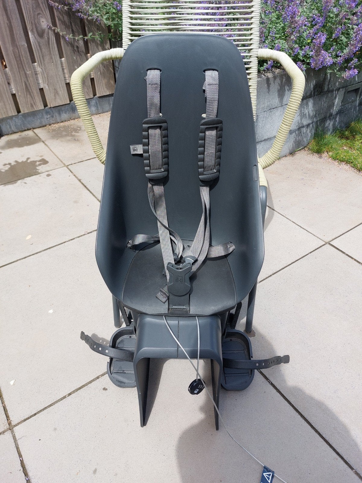 Urban iki fietsstoeltje, Ophalen