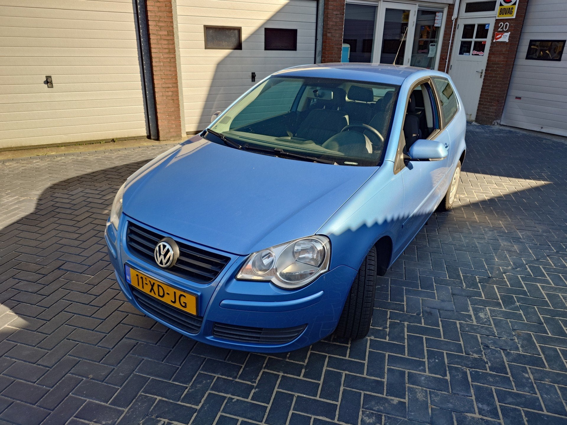 Volkswagen Polo 1.4-16V Optive, Nieuwe Apk, Airco, Auto's, Voorwielaandrijving, Stof, Gebruikt, Zwart