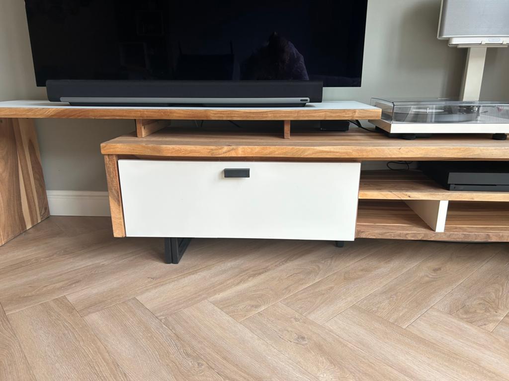Xooon tv meubel, Ophalen, 150 tot 200 cm, Zo goed als nieuw, Minder dan 100 cm