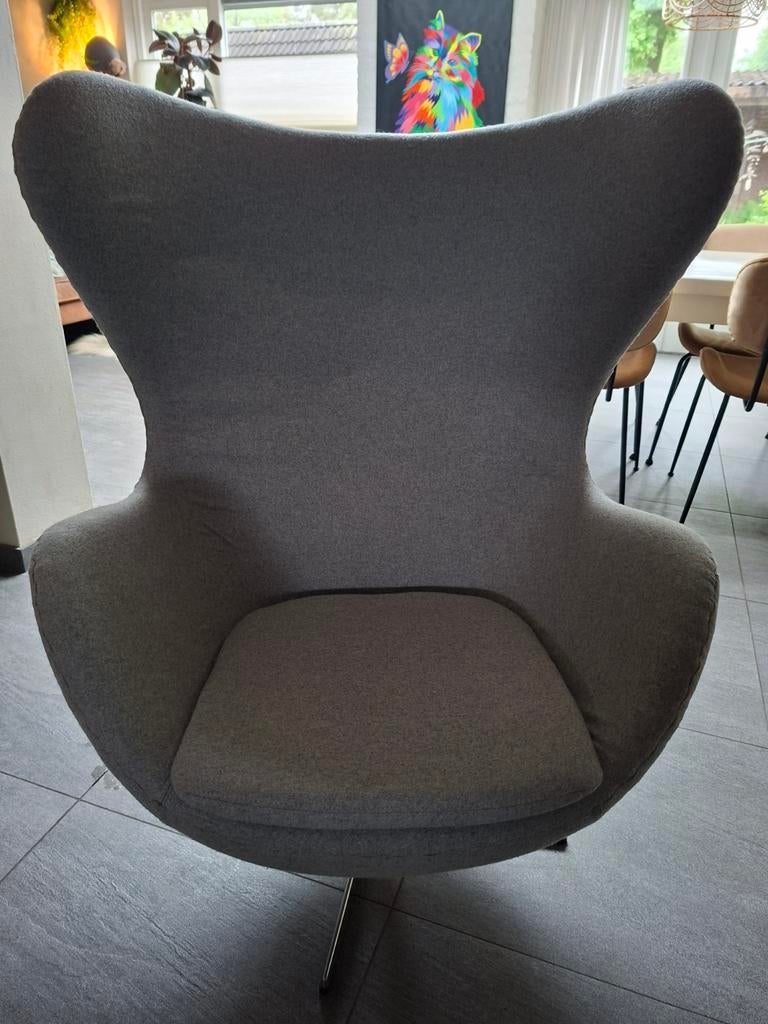 Stijlvolle Egg Chair - Grijs, Zo goed als nieuw, Huis en Inrichting, Fauteuils, Ophalen, Modern, Scandinavisch, Design, 75 tot 100 cm