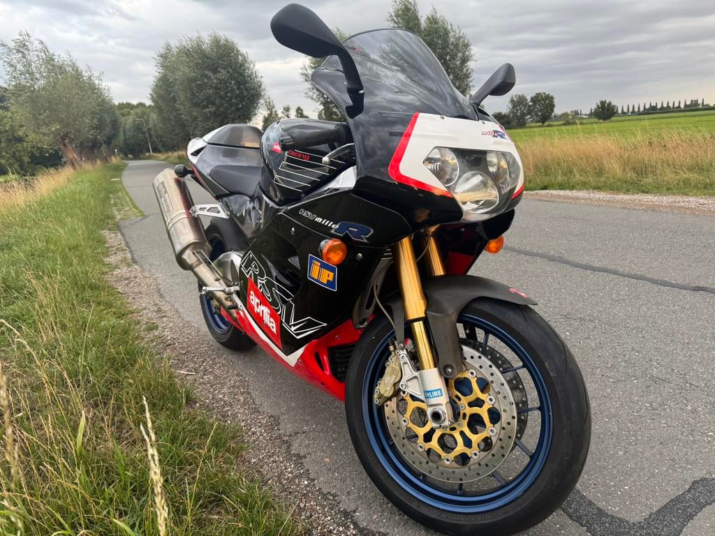 Aprilia rsv 1000 R factory rsv1000 mille rsv4 tuono, 2 cilinders, Motorrijbewijs A, Super Sport, Particulier