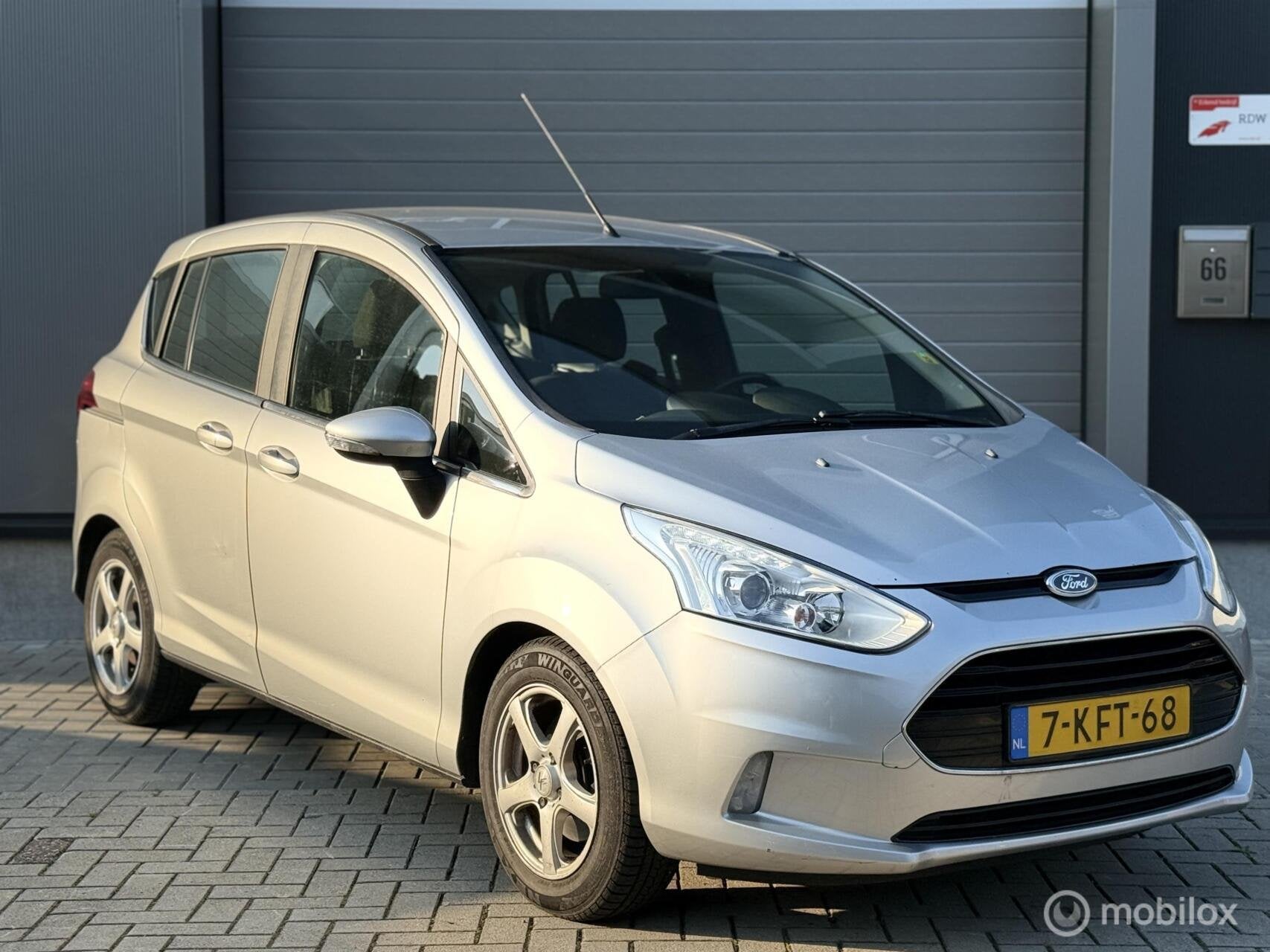 Ford B-Max 1.0 EcoBoost Titanium, Auto's, Voorwielaandrijving, Euro 5, Gebruikt, 750 kg