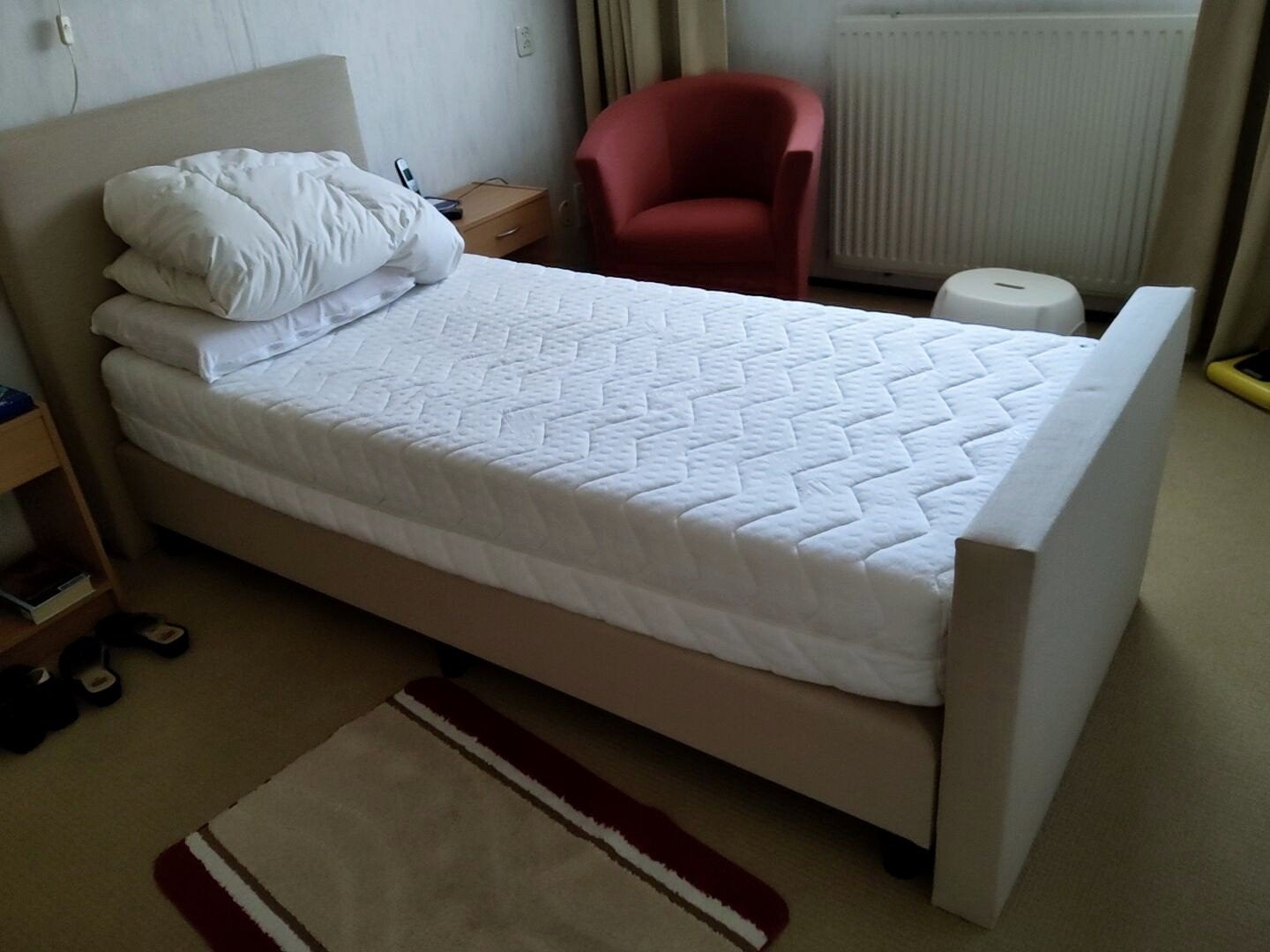 Boxspring 90/200, Ophalen, Zo goed als nieuw, Eenpersoons