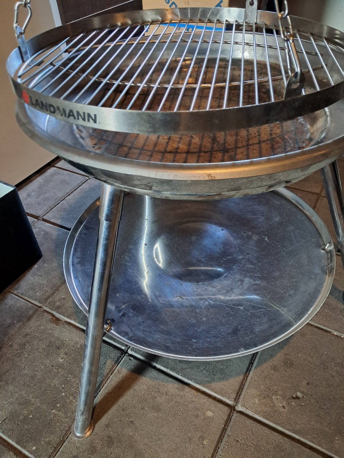 Swing BBQ Landmann, Ophalen