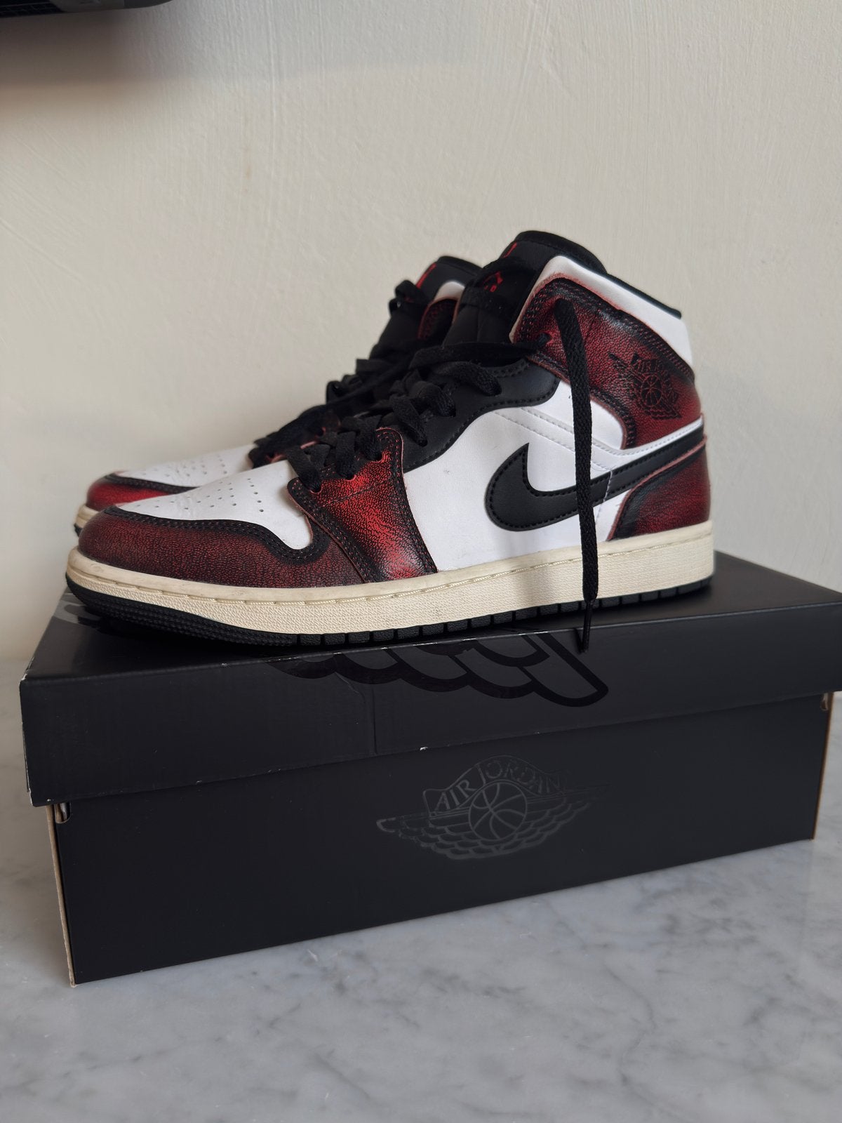 Jordan 1 Mid - Wearaway Chicago maat 43, Kleding | Heren, Schoenen, Ophalen of Verzenden, Zo goed als nieuw, Overige kleuren