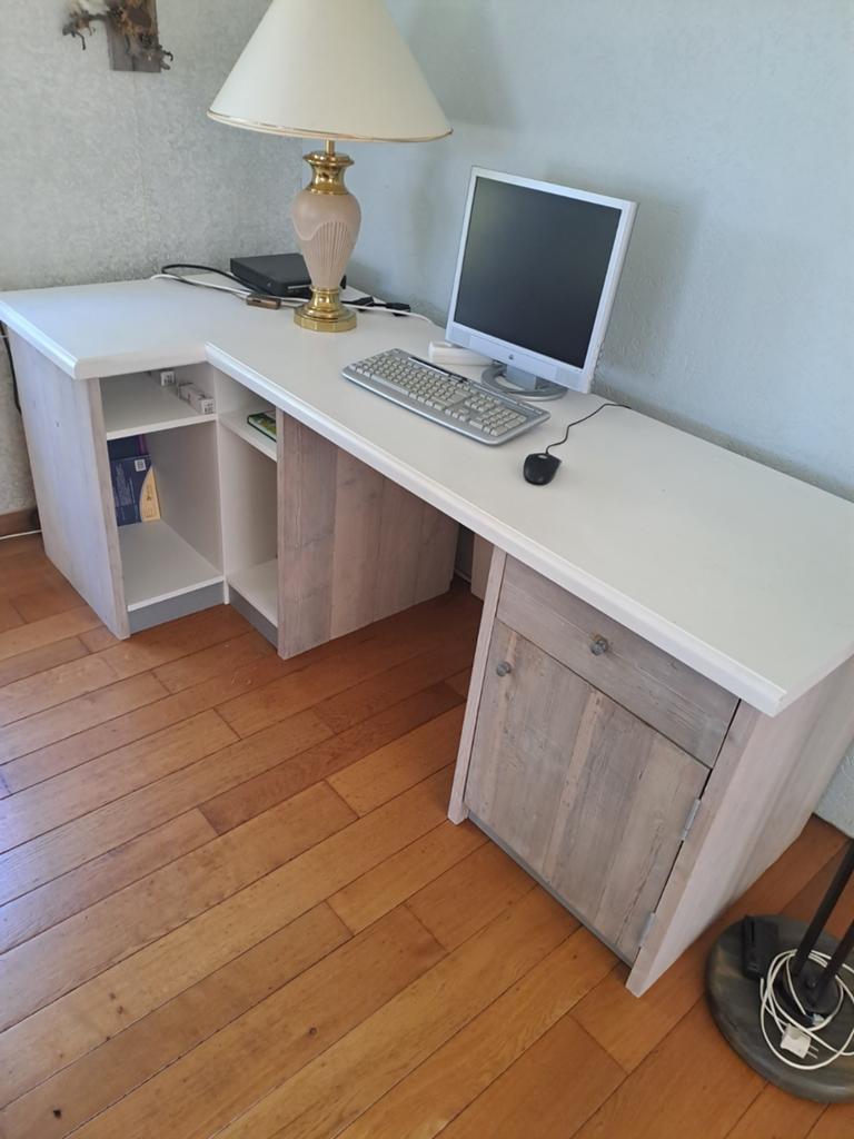 Mooi landelijk bureau gemaakt door het Klooster, Ophalen, Met lades, Hout, Zo goed als nieuw