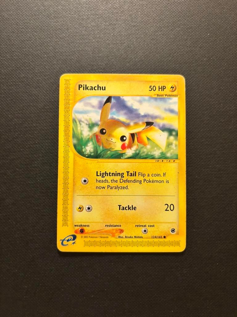 Pikachu Pokémon Kaart 124/165 Expedition Base Set, Ophalen of Verzenden, Zo goed als nieuw, Losse kaart