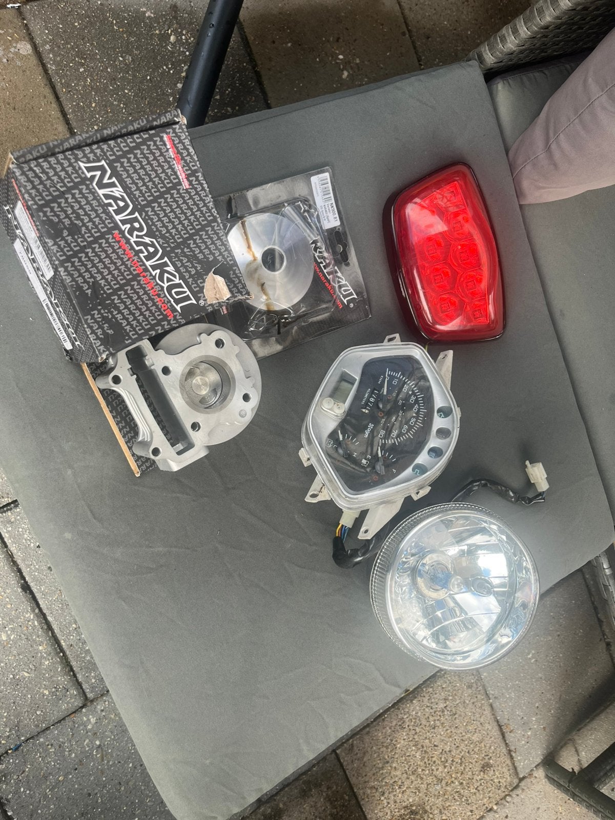 Agm vx50 onderdelen, Ophalen, Zo goed als nieuw, Koplamp, Overige merken