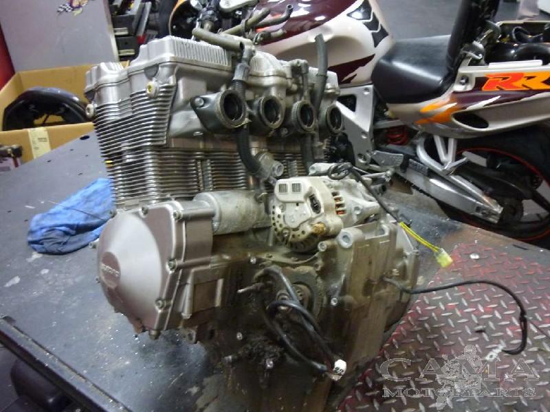 Motorblok Suzuki GSF 600 Bandit 2000-2004 (GSF600 MK2) 2002, Gebruikt, Suzuki Deutschland GmbH, Kontakt@suzuki.de, Suzuki-Allee 7, Bensheim 64625, , Duitsland