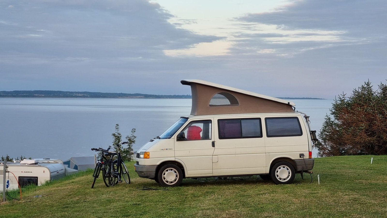 Camper: Volkswagen T4 California 2.4, Volkswagen, Diesel, Particulier, Tot en met 4