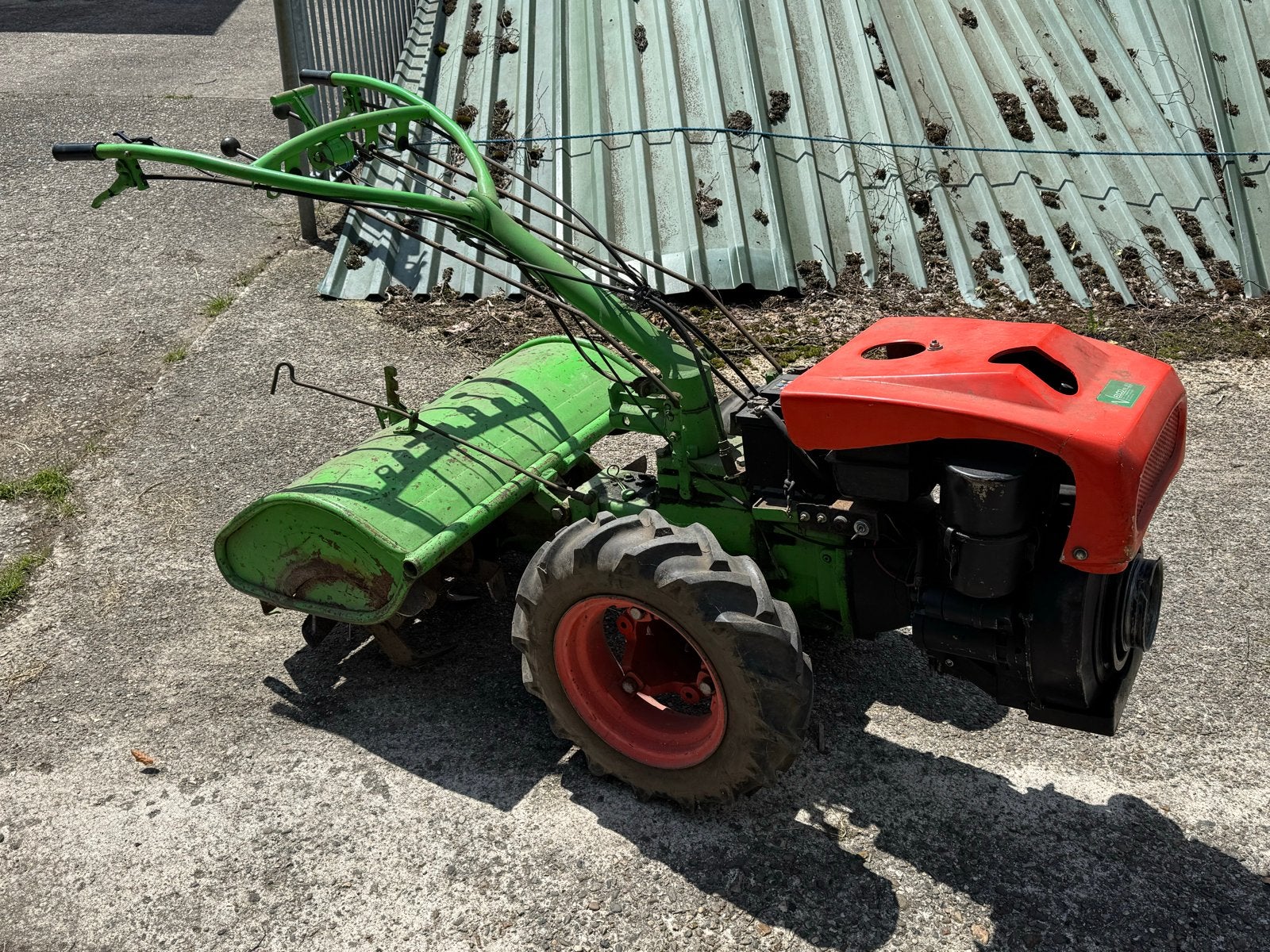 Agria 2700 Twee-wielige Tractor met Frees en Ploeg, Gebruikt, Tot 2500, Tot 80 Pk, Ophalen
