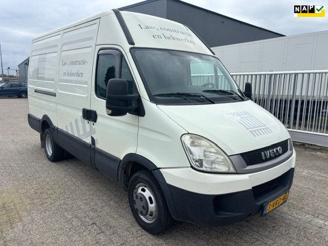Iveco Daily 40C14V 330 H3 3.0L dubbel lucht euro5, Auto's, Euro 5, Achterwielaandrijving, Gebruikt, 4 cilinders