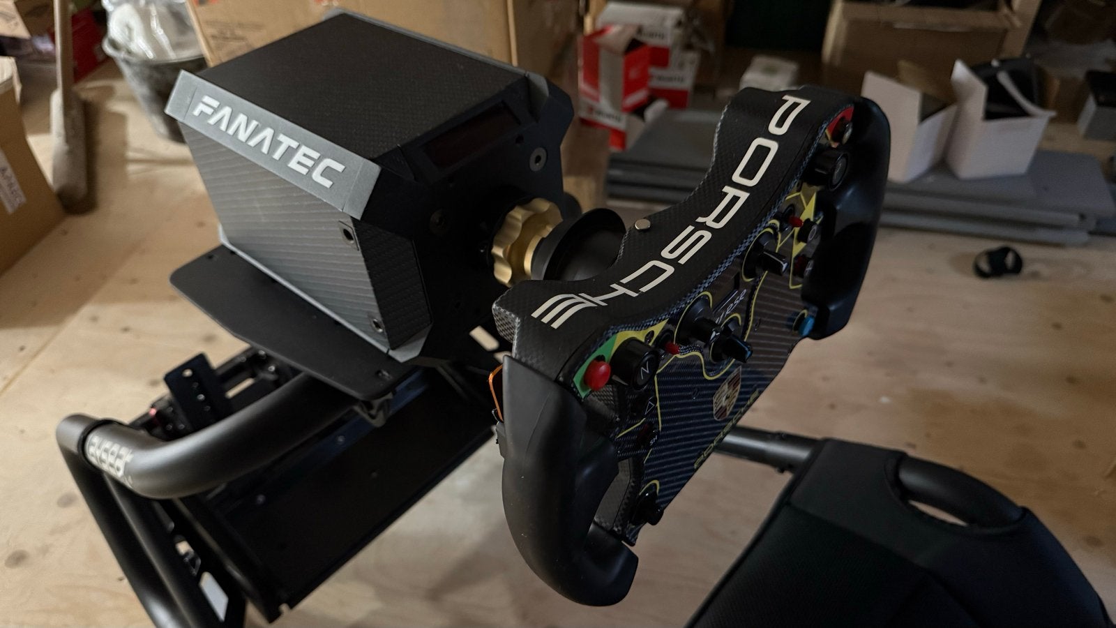 Foto 3 van Xbox Series X met Fanatec Racing Setup (Podium DD1) en Games