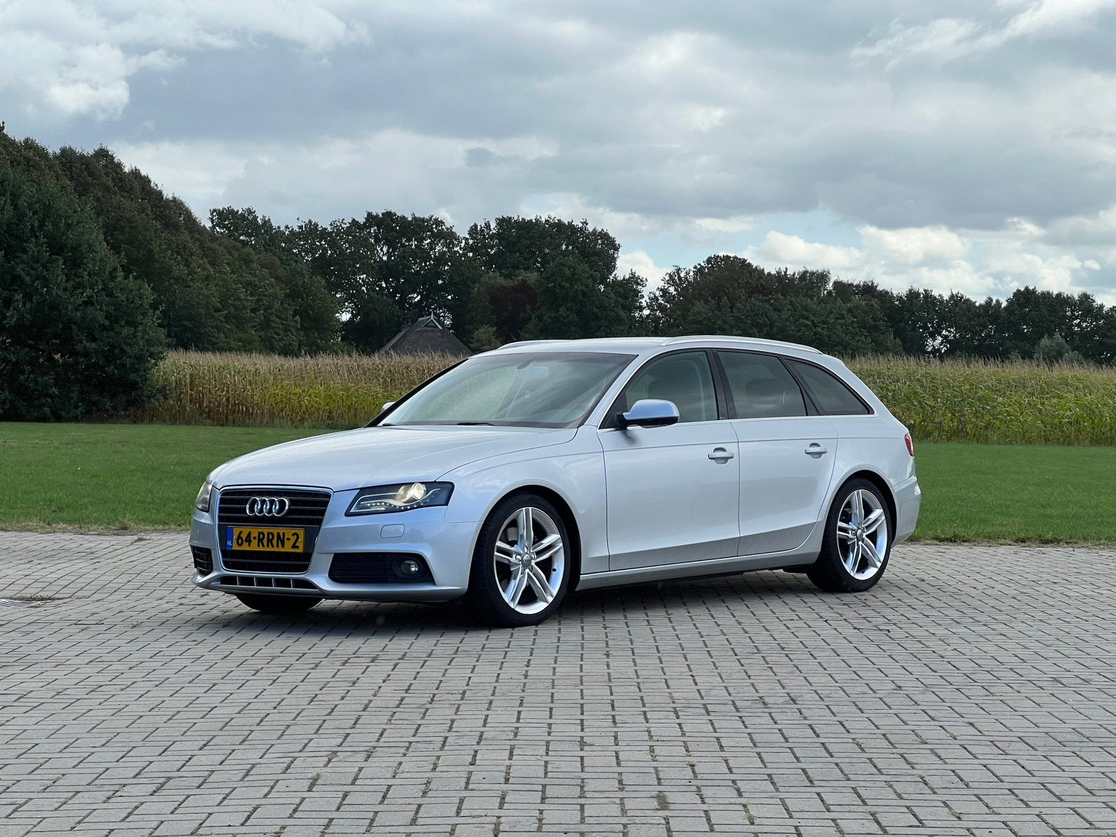 Audi A4 1.8 Tfsi 88KW Avant 2010 Grijs, Voorwielaandrijving, 4 cilinders, 14 km/l, Stationwagon