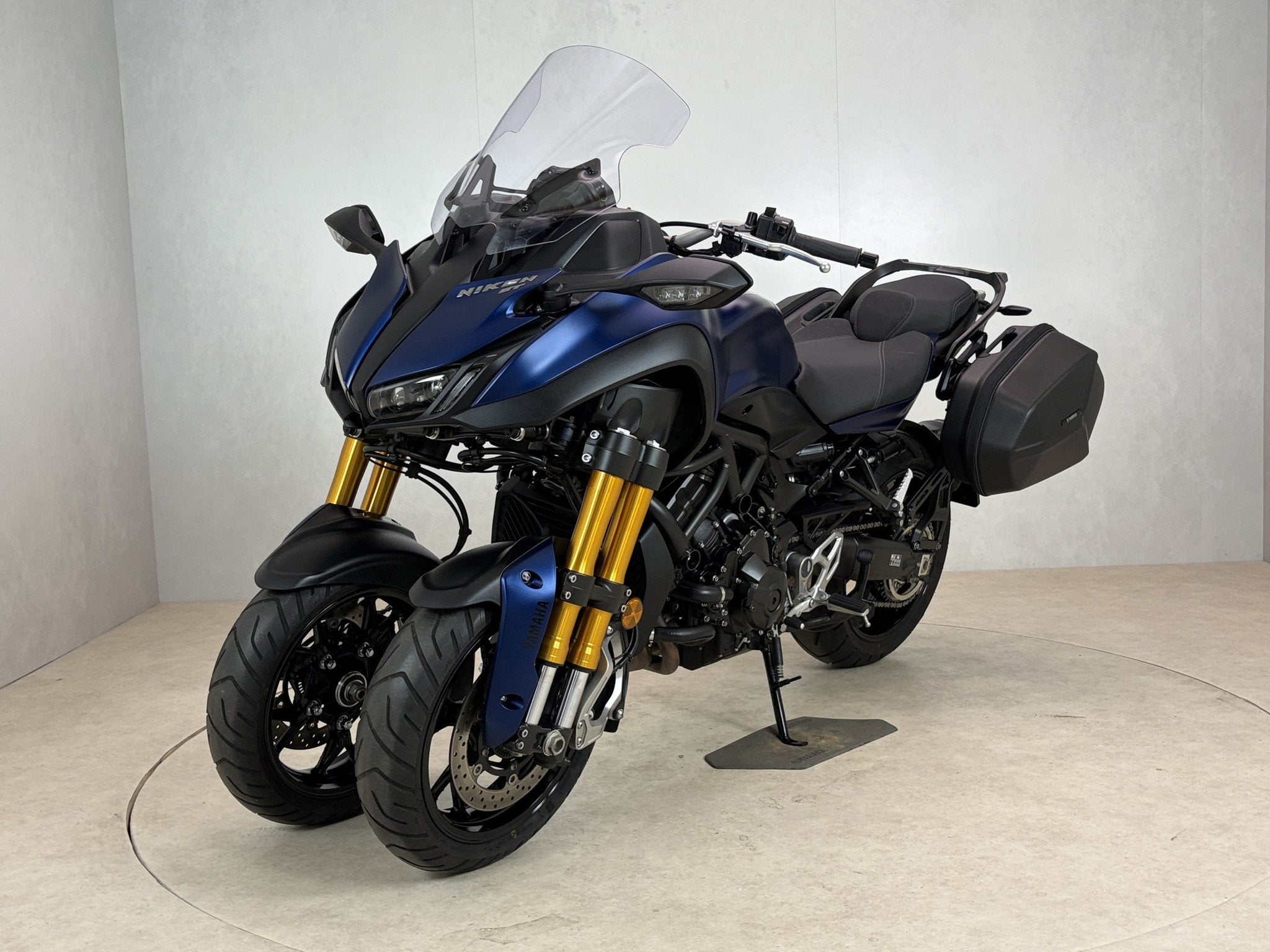 Yamaha NIKEN GT (bj 2019), Klantenservice@yamaha-motor.nl, Meer dan 35 kW, Koolhovenlaan 101
1119 NC  Schiphol-Rijk, NL, Naked bike
