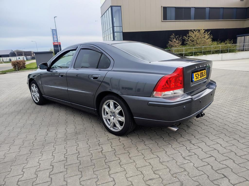 Volvo S60 2.4 140PK AUT 2009 Drivers Edition. Nette auto!, S60, 75 €/maand, 2435 cc, Particulier