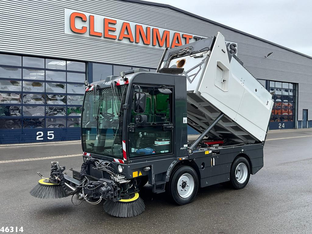 Schmidt Compact 400 Euro 6 with 3-rd brush (bj 2019), Auto's, Achterwielaandrijving, Euro 6, 163 pk, Diesel