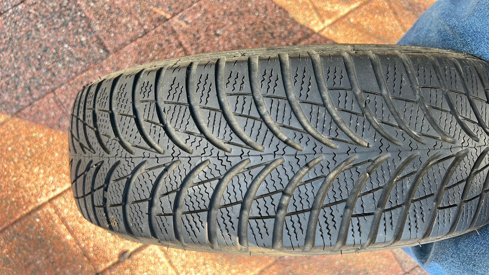 4 stuks Winterbanden op velg, Auto diversen, Ophalen, Gebruikt