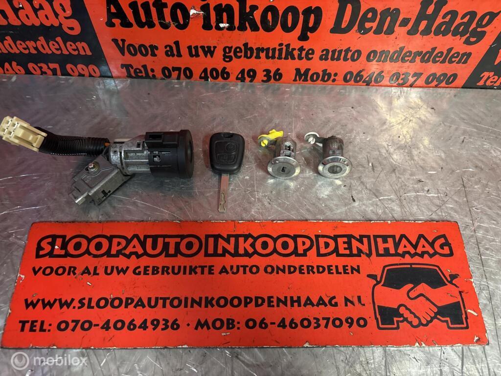 Toyota Aygo 107 C1 ('05-14) Slotenset | Contactslot + Deuren, Gebruikt, Toyota, Ophalen of Verzenden, Toyota