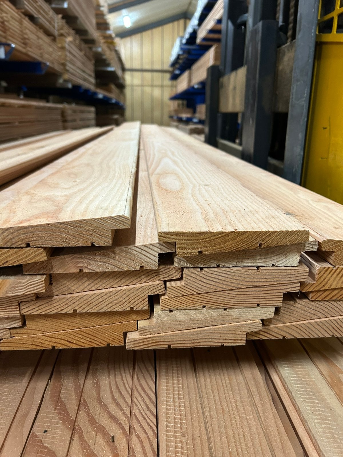 Restpartijtje douglas zweeds rabat 130mm wb 14/30mm dik, Ophalen, Nieuw, 250 cm of meer, Planken