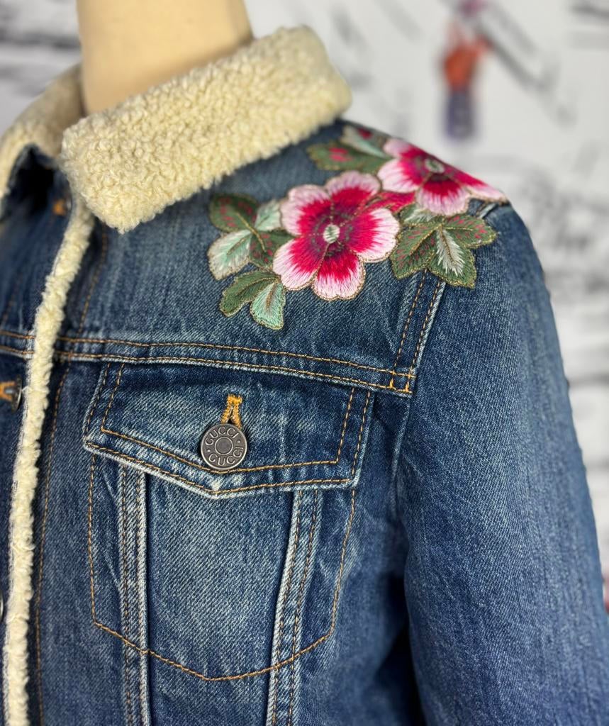 Gucci denim geborduurde jas maat 8 (1.550 euro), Customercare@gucci.com, Gucci, Jas, Verzenden