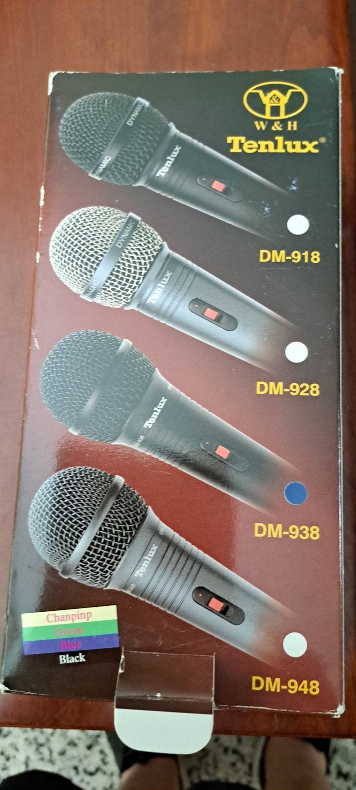 Nieuwe Tenlux DM-948 Microfoon met kabel, Ophalen of Verzenden, Nieuw, Zangmicrofoon