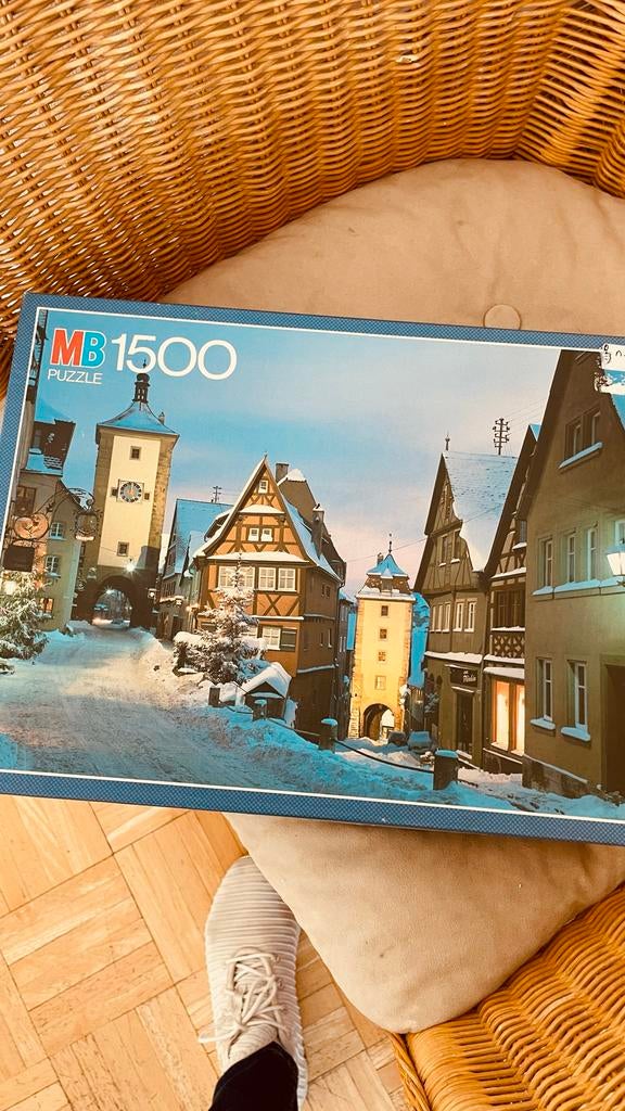 MB Legpuzzel Rothenburg Duitsland 1500 stukjes, Ophalen, 500 t/m 1500 stukjes, Gebruikt, Legpuzzel