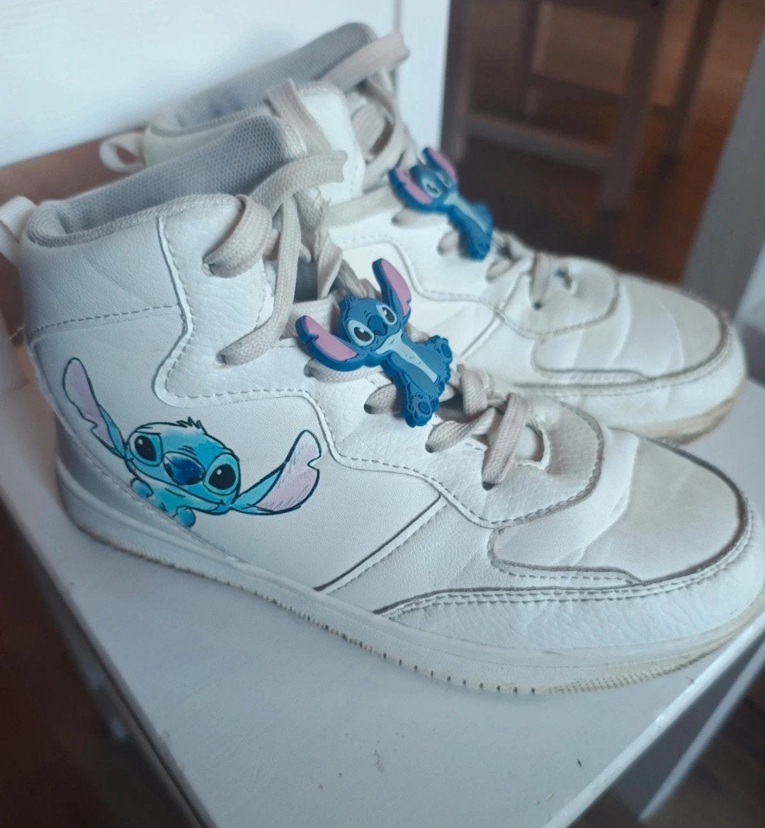 Disney Stitch schoenen (maat 33/34), Disney, Gebruikt, Jongen of Meisje, Schoenen