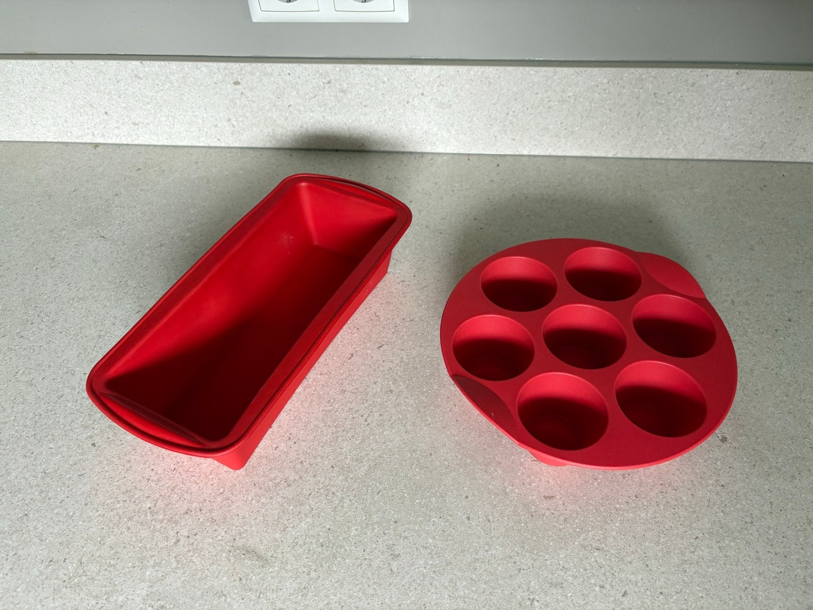 Cakevorm Dr. Oetker & Muffinvorm Tupperware - Zo goed als ni, Overige typen, Kunststof, Ophalen of Verzenden, Zo goed als nieuw