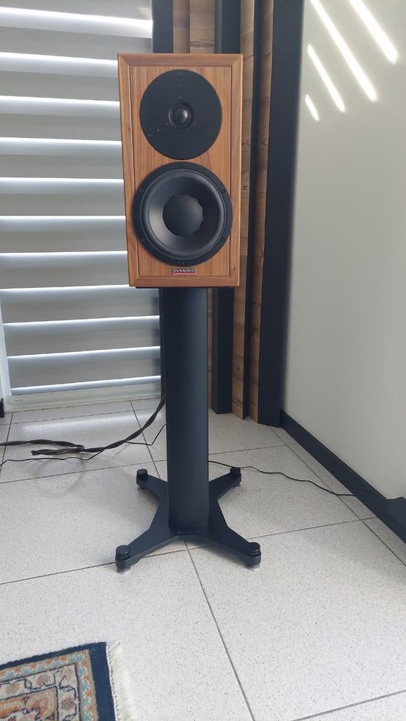 DYNAUDIO HERITAGE SPECIAL, Ophalen of Verzenden, Zo goed als nieuw, Front, Rear of Stereo speakers