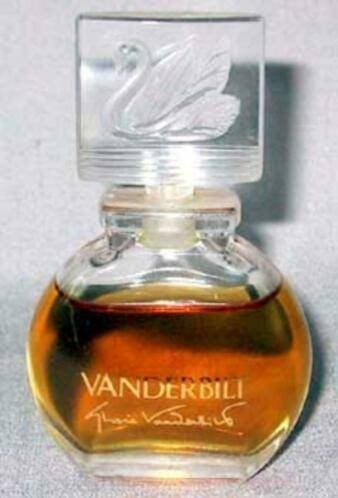 Volle parfum mini -  Gloria vanderbilt vogel in dop, Ophalen of Verzenden, Zo goed als nieuw, Miniatuur, Gevuld