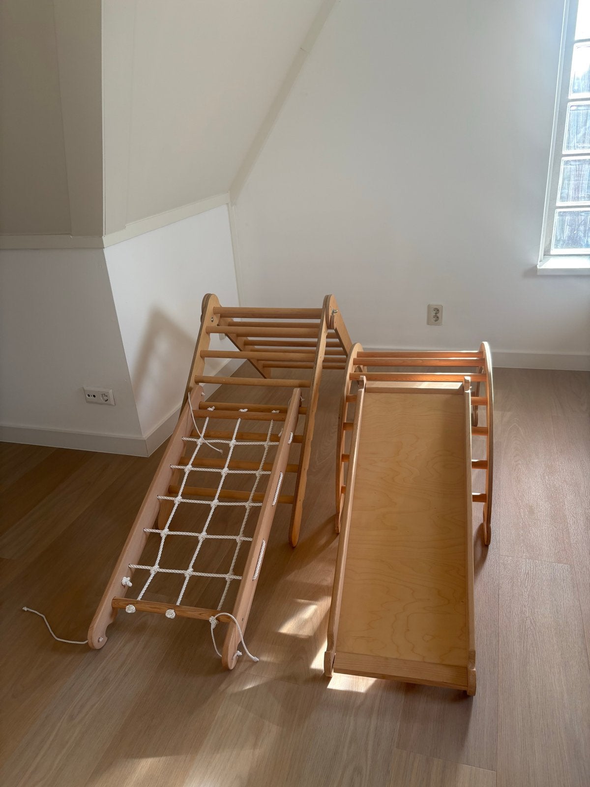 Houten klimrek met glijbaan en klimnet voor kinderen, Ophalen, Zo goed als nieuw, Glijbaan
