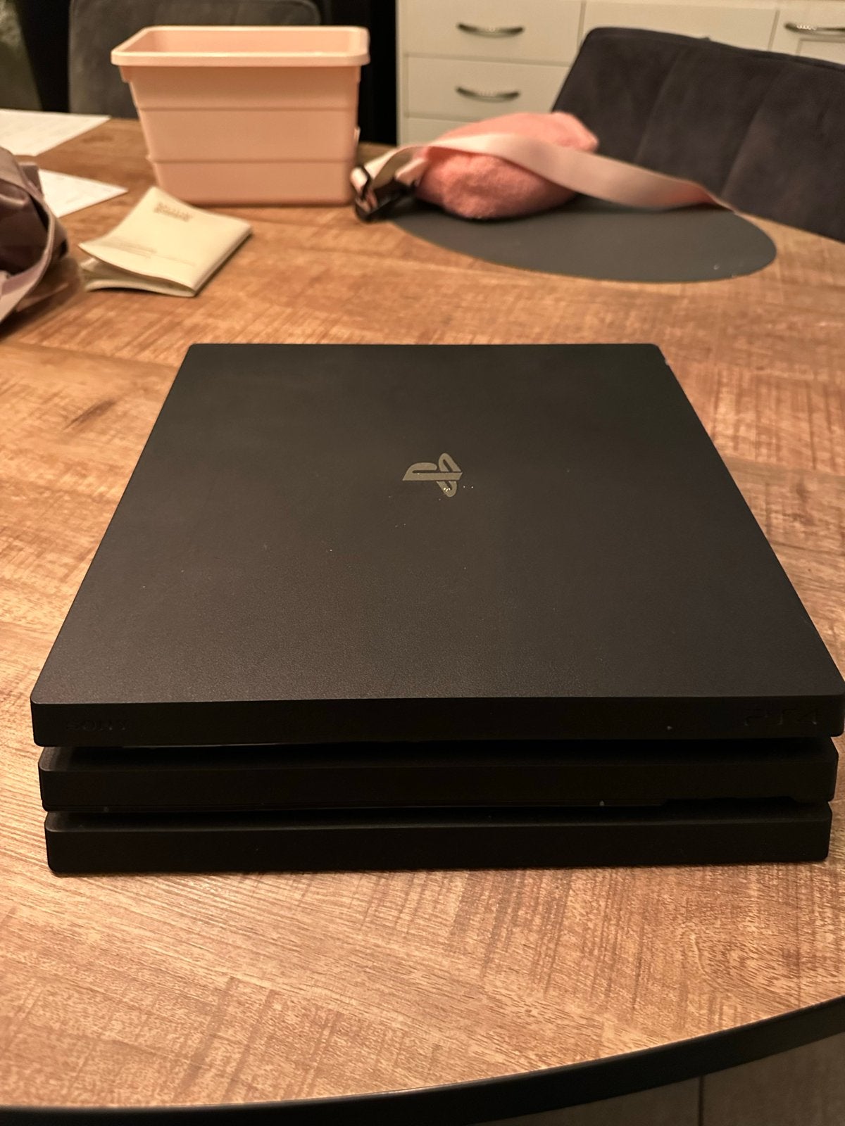 PlayStation 4 Pro met controller en 3 games, Ophalen of Verzenden, Met 1 controller, Pro, Gebruikt