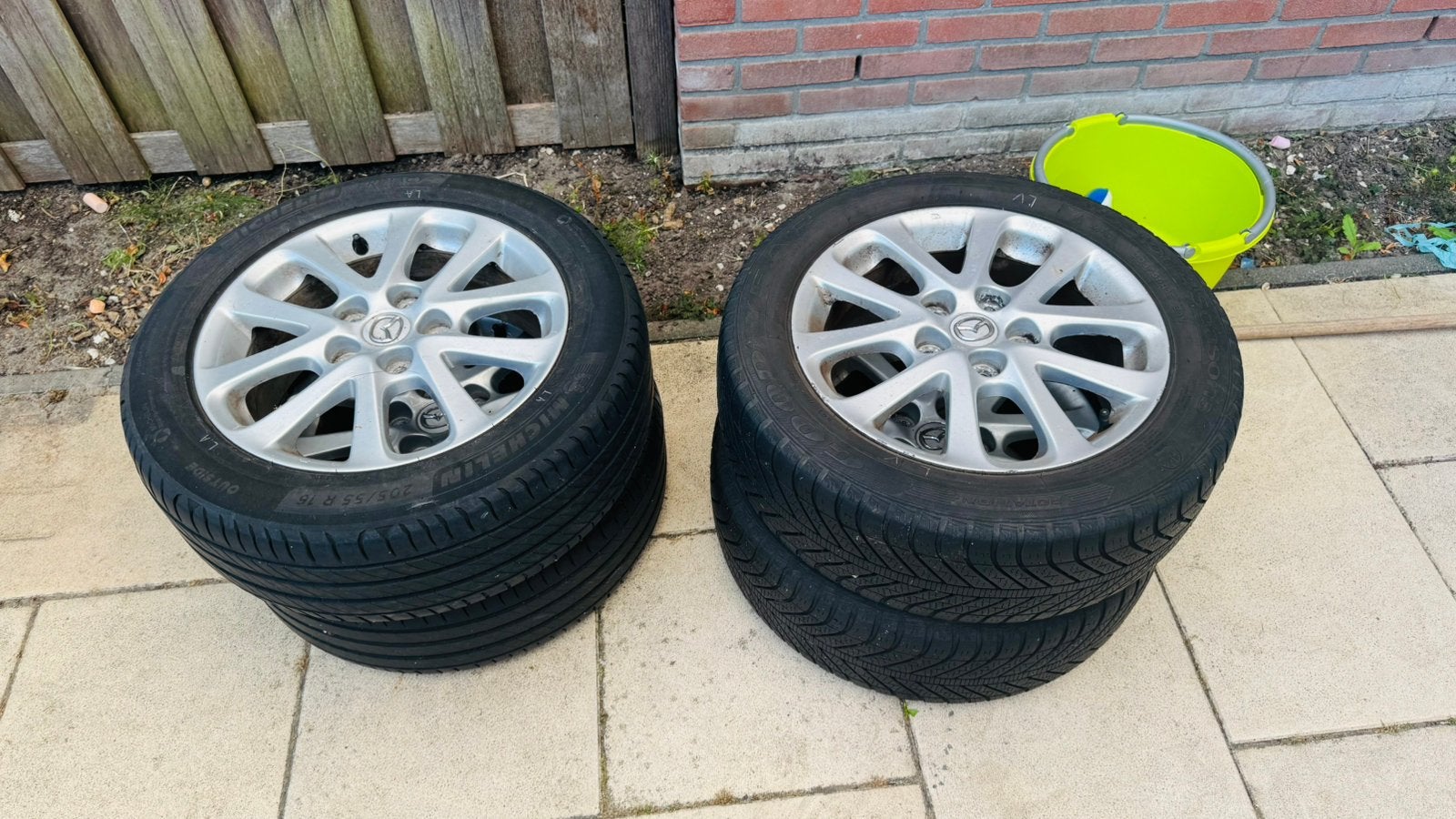 Mazda wielen 205/55 R 16, Auto diversen, Wieldoppen, Ophalen of Verzenden, Gebruikt