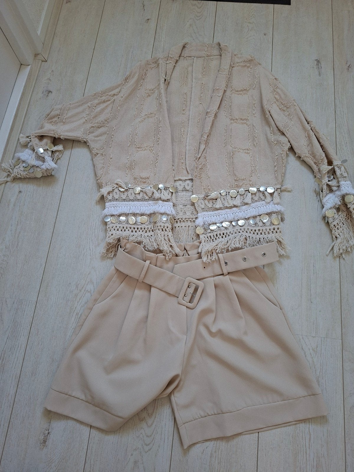 te koop leuk ibiza setje, Ophalen of Verzenden, Zo goed als nieuw, Maat 38/40 (M)