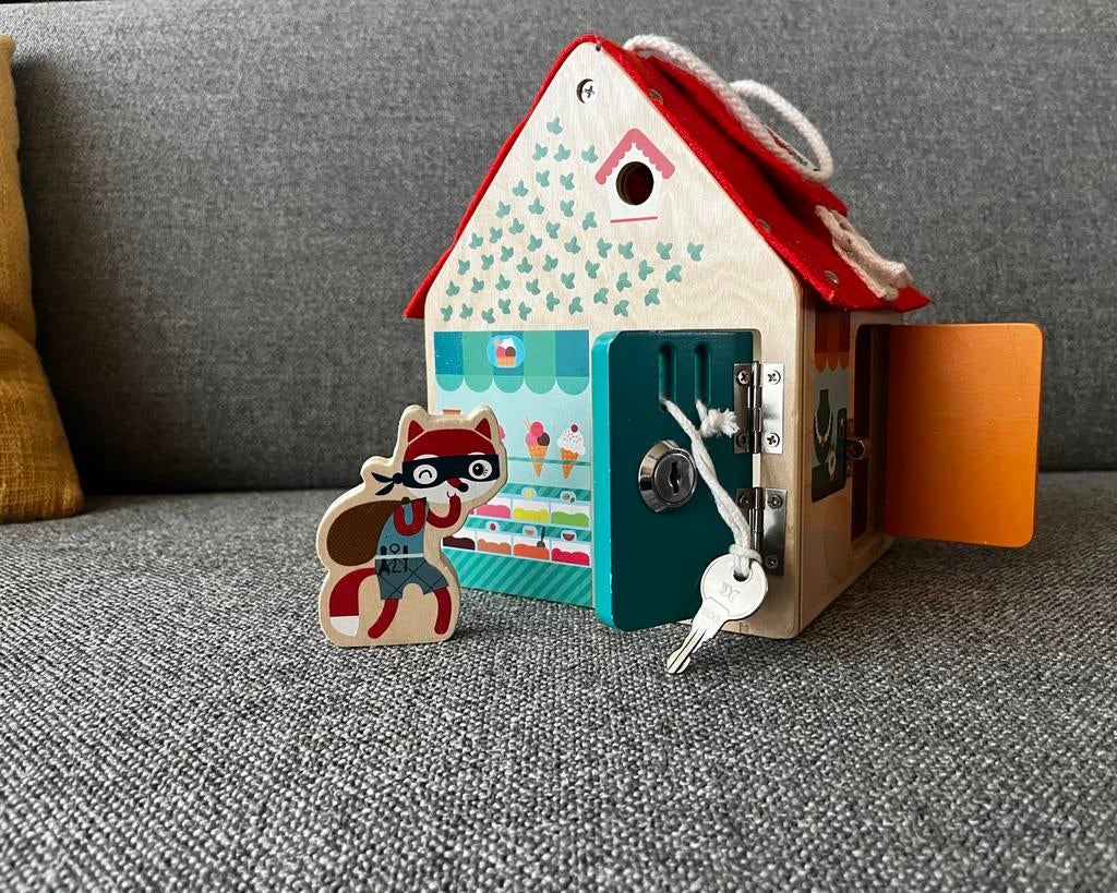 Lilliputiens houten slotjeshuis voor peuters en kleuters, Ophalen of Verzenden, Zo goed als nieuw, Jongen of Meisje