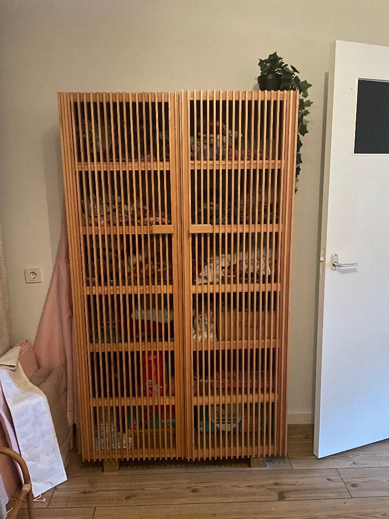 Brindisi kast, Ophalen, Met plank(en), 50 tot 100 cm, Zo goed als nieuw