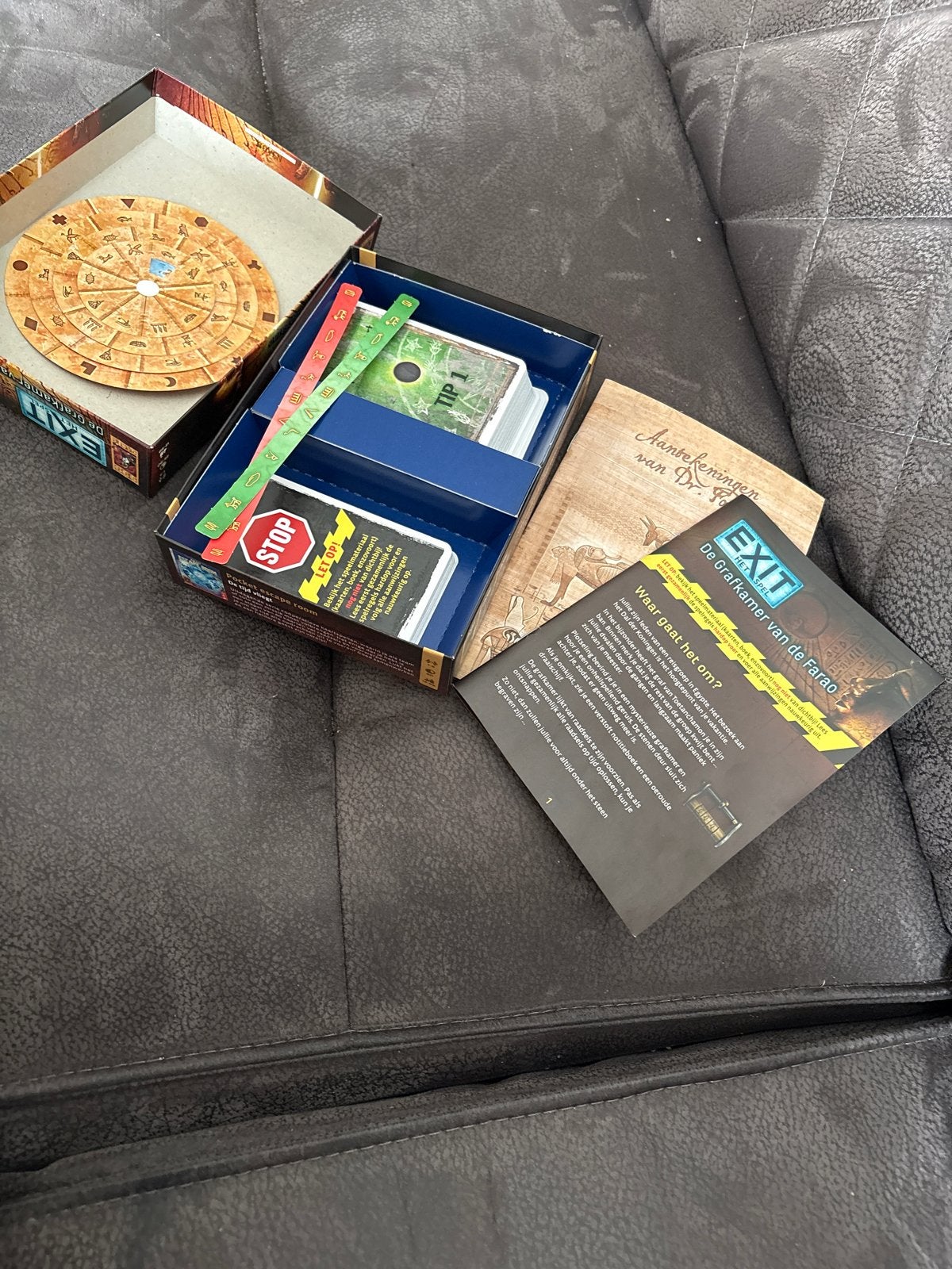 EXIT Het Spel: De Grafkamer van de Farao, Een of twee spelers, Ophalen of Verzenden, Zo goed als nieuw