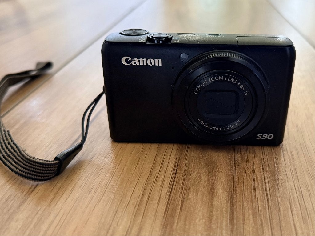 Canon PowerShot S90 – complete set, inclusief originele doos, Audio, Tv en Foto, Fotocamera's Digitaal, Canon, 10 megapixels, Ingebouwde flitser