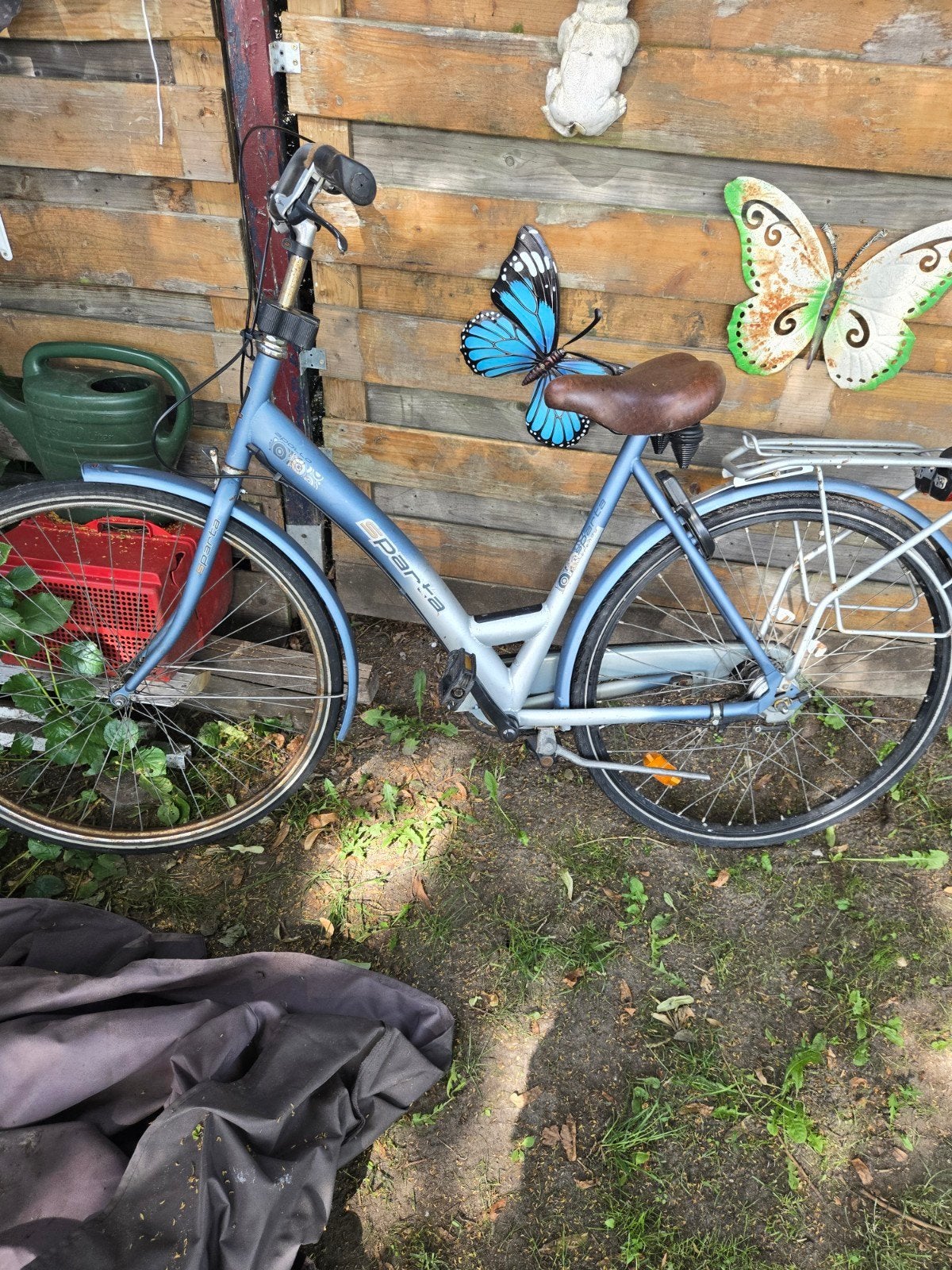 Leuke damesfiets met 3 versnellingen en handremmen, Fietsen en Brommers, Fietsen | Dames | Damesfietsen, Ophalen